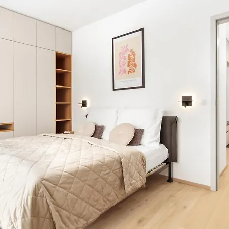 Days - Premium - Balcony Lejlighed Prag