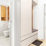شقة Days - Premium - Balcony *