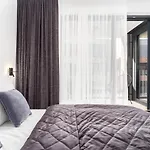 Days - Premium - Balcony * براغ